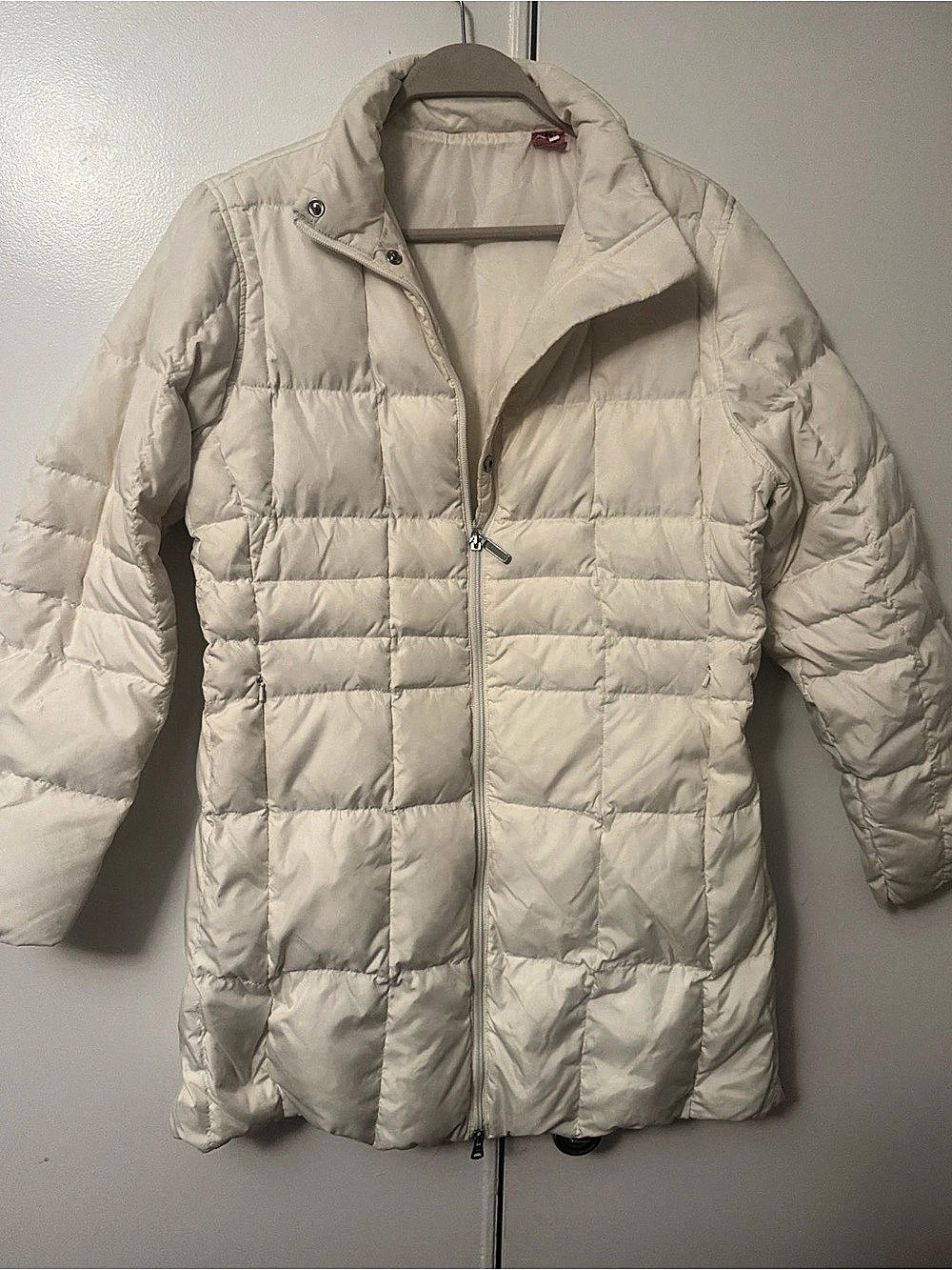 Uniqlo Ultra Light Down Long Coat Cream Puffer Jacket